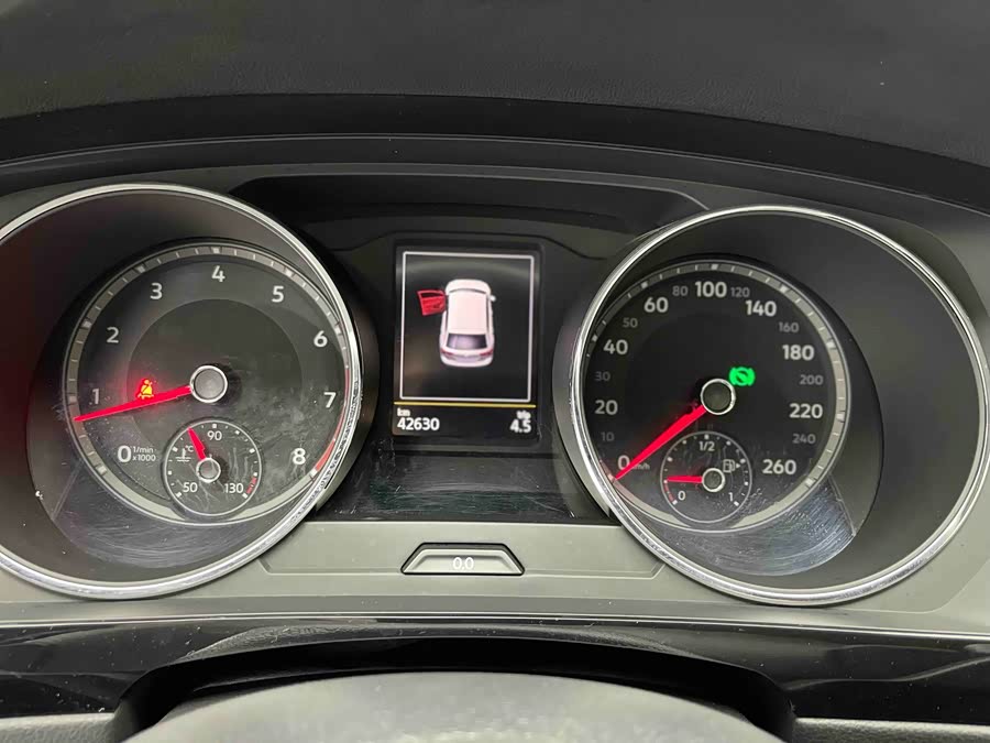 Volkswagen Tiguan L 2019 #14 Volkswagen Tiguan L 2019 car image #14