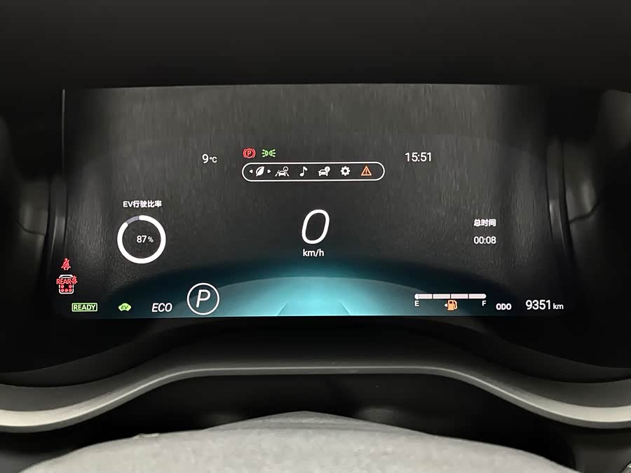 Toyota Granvia 2024 car image #14