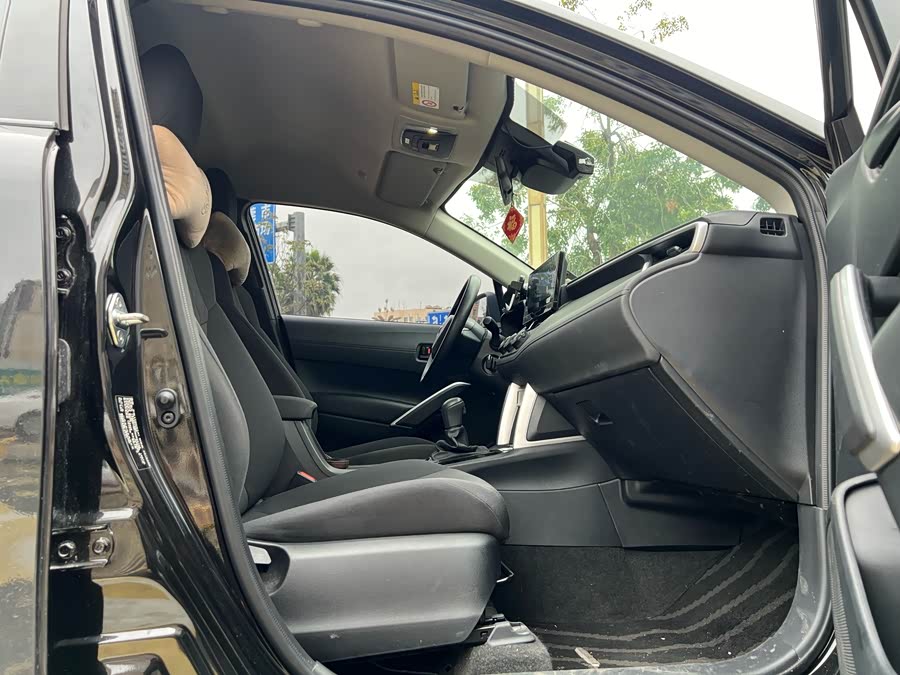 Toyota Corolla Cross 2024 car image #14