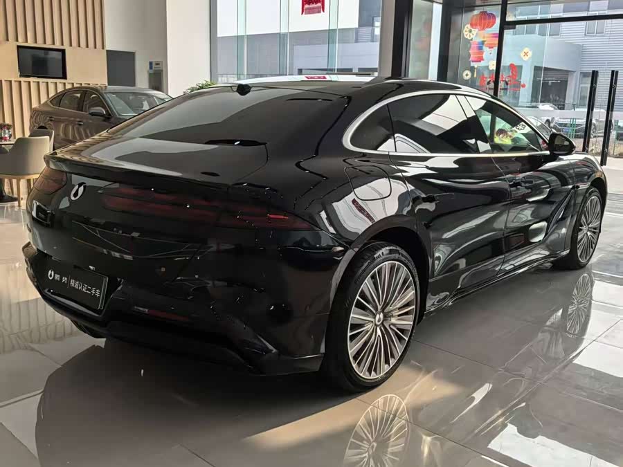 Denza Z9 2024 car image #14