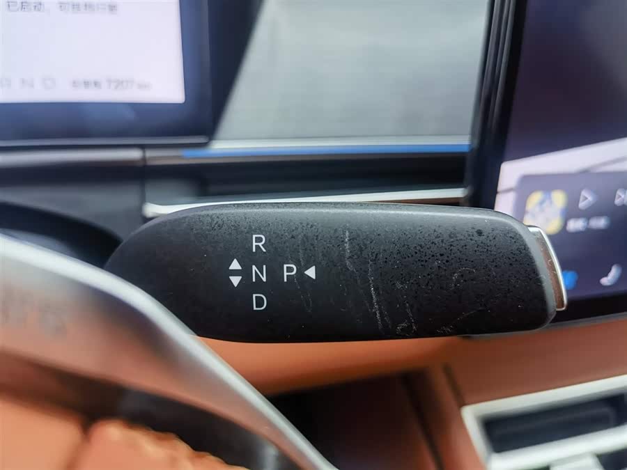 BYD Tang L 2025 immagine di auto #14