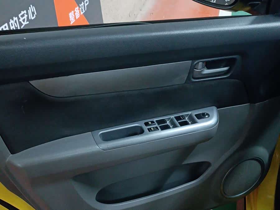 Suzuki Swift 2012 #14 Suzuki Swift 2012 car image #14