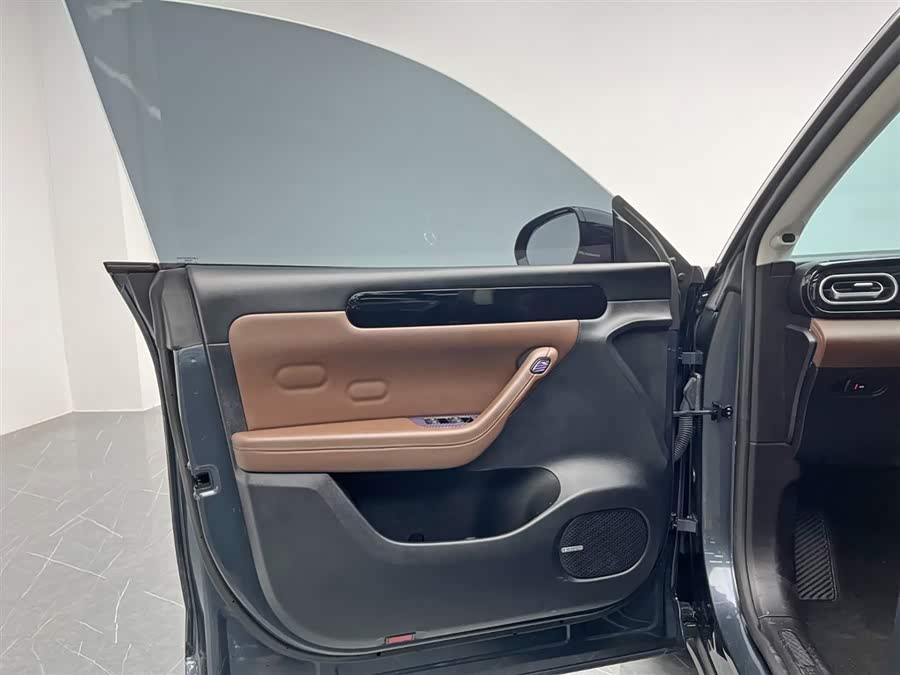 零跑汽车 零跑C11 2023 汽车图片 #14