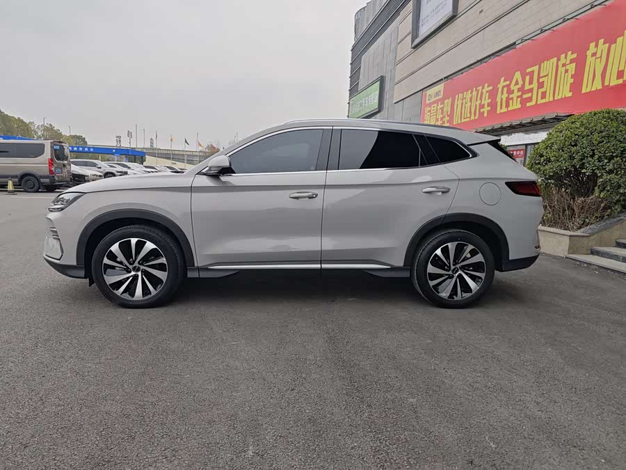 BYD Song Plus New Energy 2023 car image #14