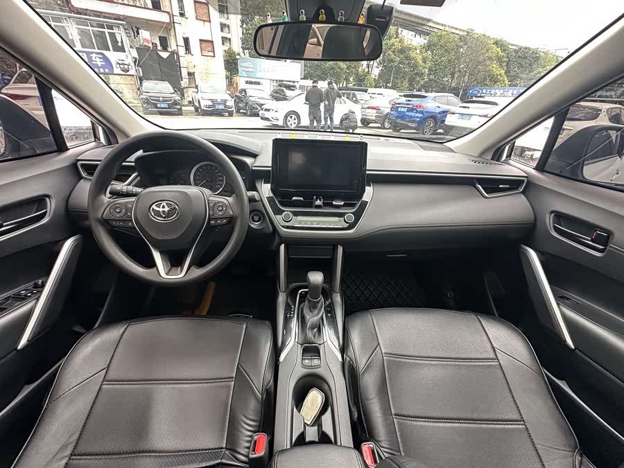 Toyota Frontlander 2023 car image #14