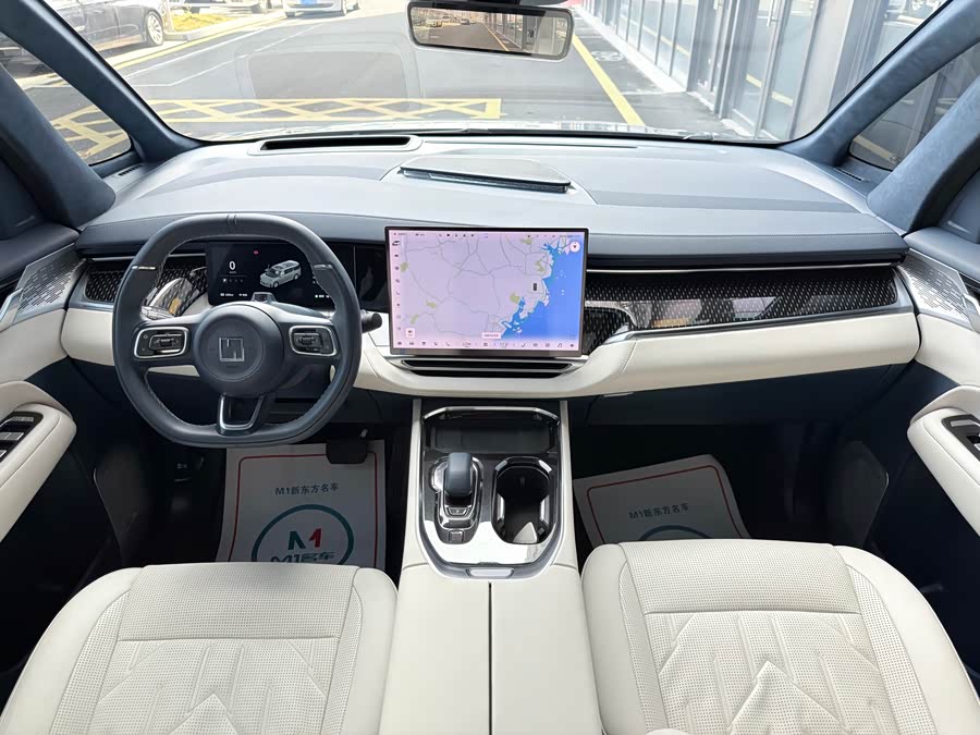 Zeekr 009 2024 imagen de coche #14