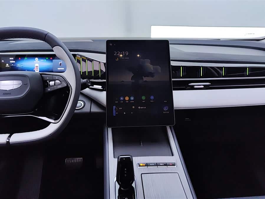 GEELY Boyue L 2024 car image #14