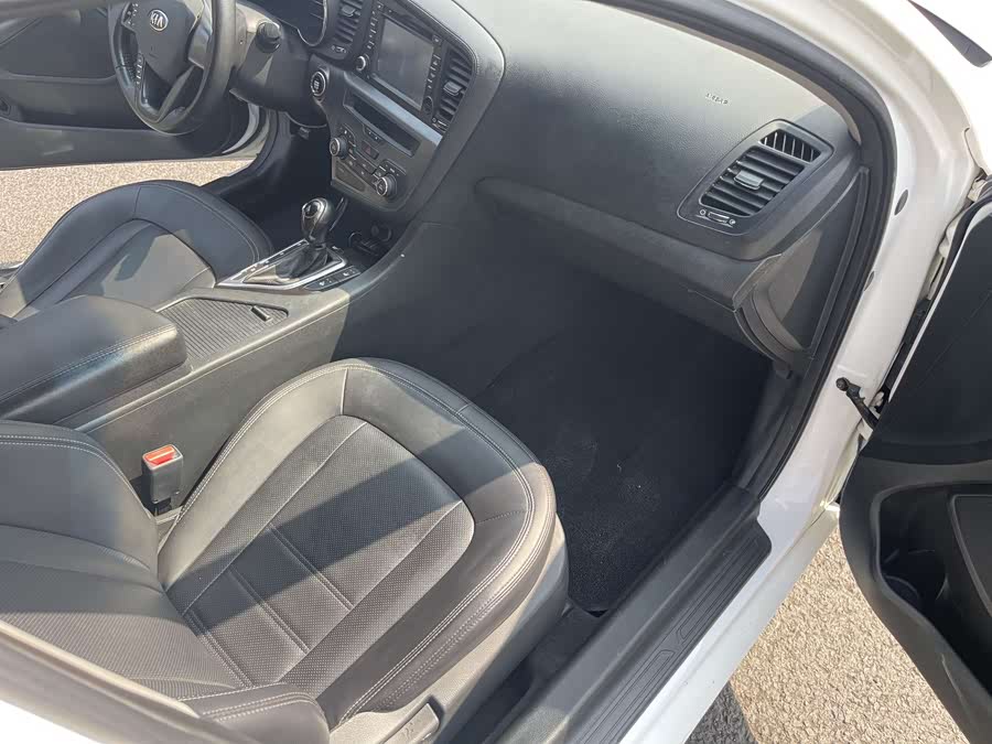 起亚 起亚K5 2013 汽车图片 #14