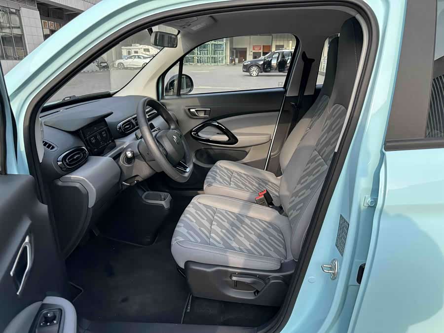 零跑汽车 零跑T03 2025 汽车图片 #14