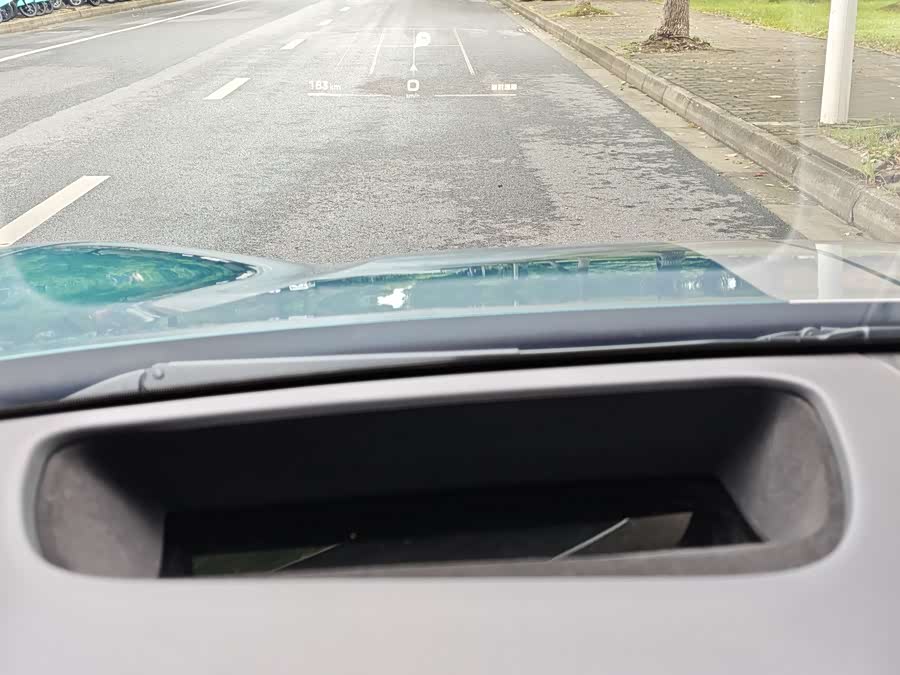 MI SU7 Ultra 2025 car image #14