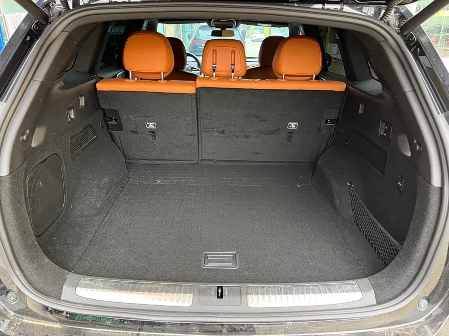 Xpeng G9 2024 car image #14