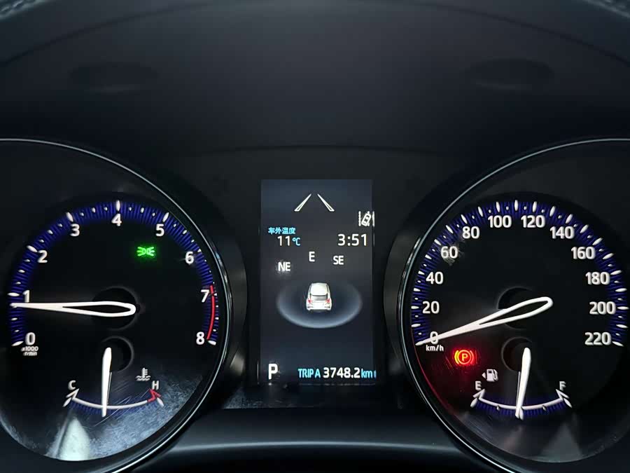 Toyota Izoa 2023 car image #14