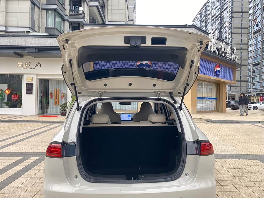 Wuling Binguo PLUS 2024 immagine di auto #14