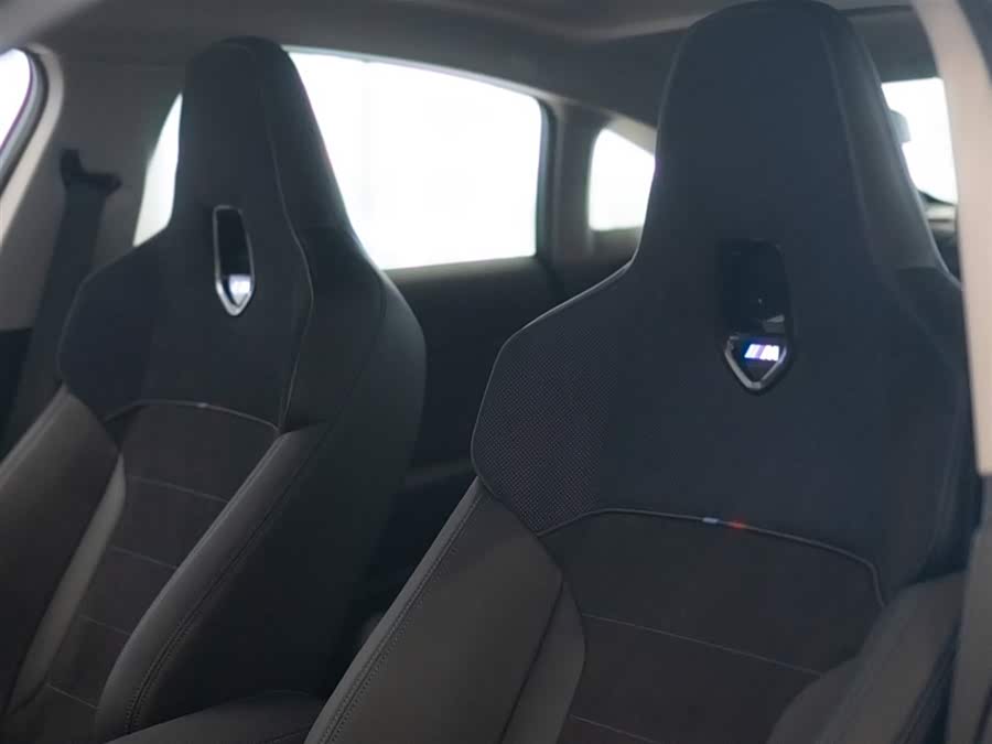 BMW 2 Series 2026 car image #14