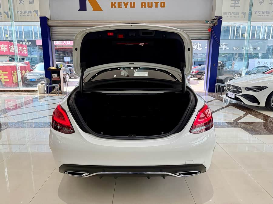 Mercedes-Benz C Class 2020 صورة سيارة #14