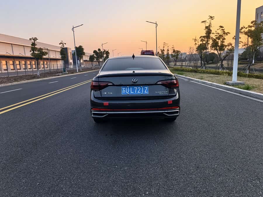 Volkswagen Sagitar 2023 car image #14