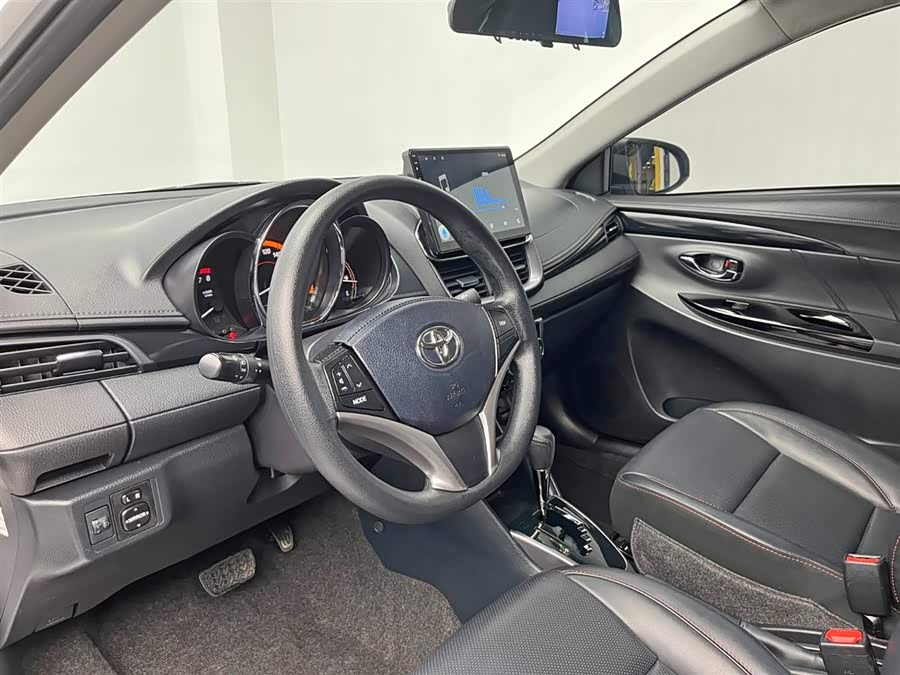 Toyota Yaris L Zhixiang 2022 immagine di auto #14