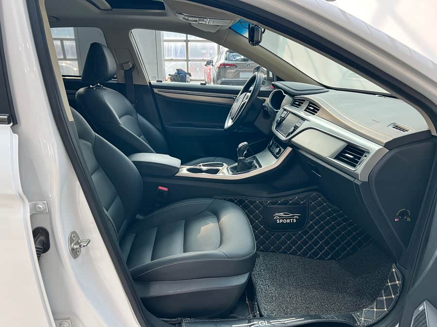 GEELY Emgrand GL 2017 #14 GEELY Emgrand GL 2017 car image #14