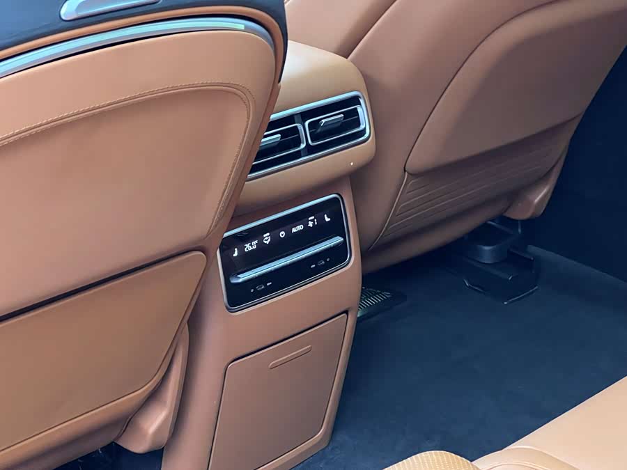 Li L7 2024 image de voiture #14