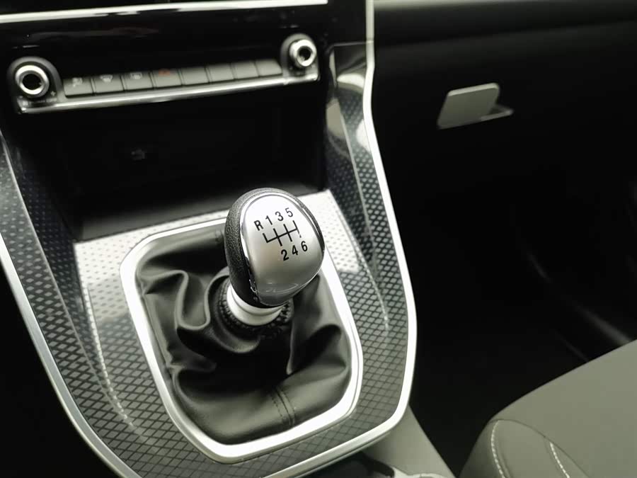 Haval M6 2022 car image #14