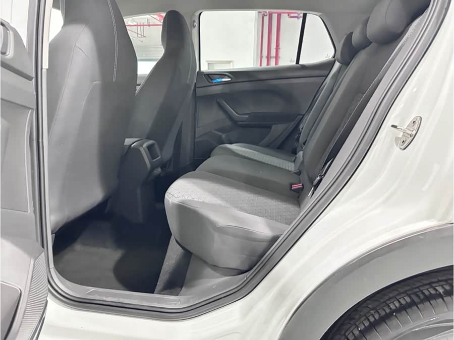 Volkswagen T-Cross 2023 car image #14