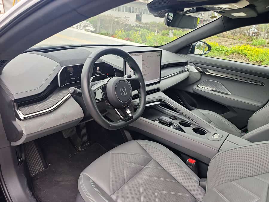 极氪 极氪001 2025 汽车图片 #14