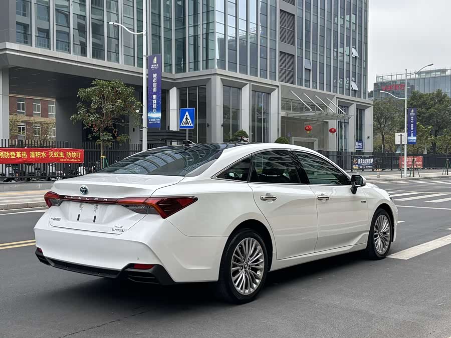 Toyota Avalon 2022 #14 Toyota Avalon 2022 car image #14