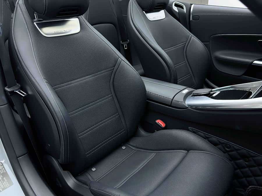 Mercedes-Benz 2025 car image #14
