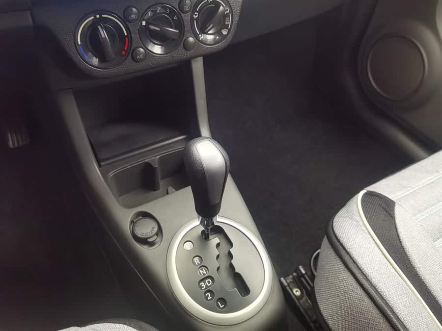 铃木 雨燕 2013 汽车图片 #14