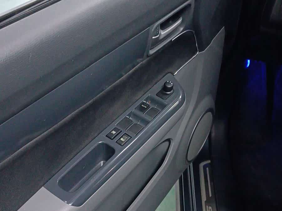 铃木 雨燕 2018 汽车图片 #14