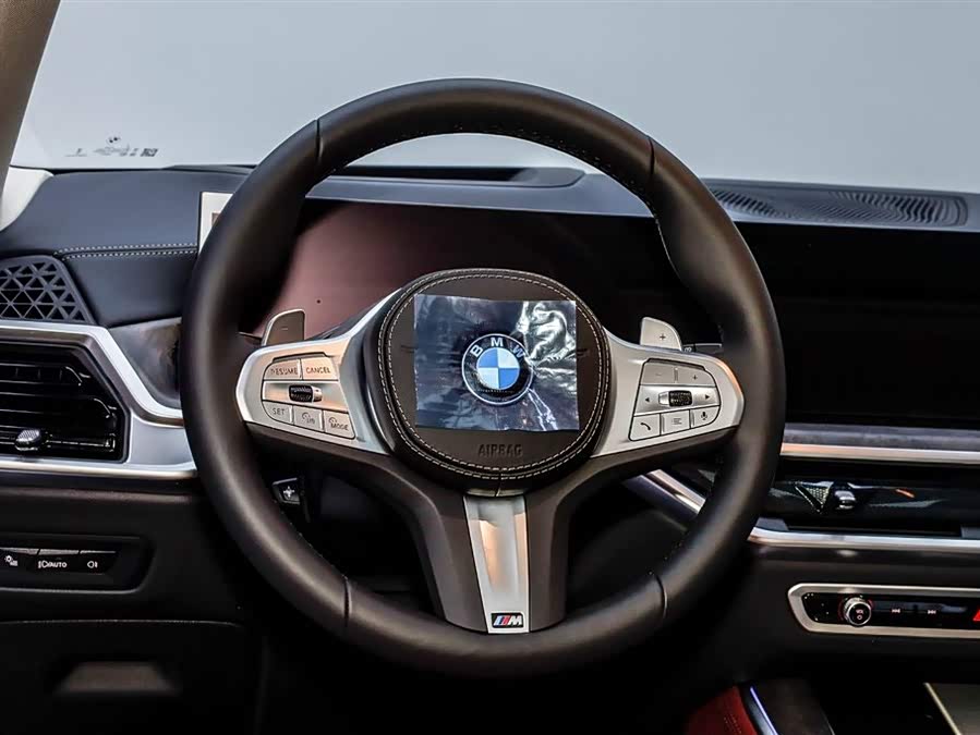 BMW X5 2026 immagine di auto #14