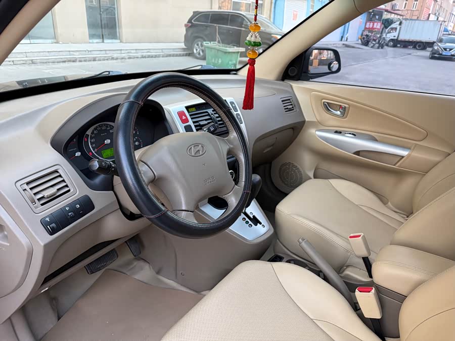 Hyundai Tucson 2014 immagine di auto #14