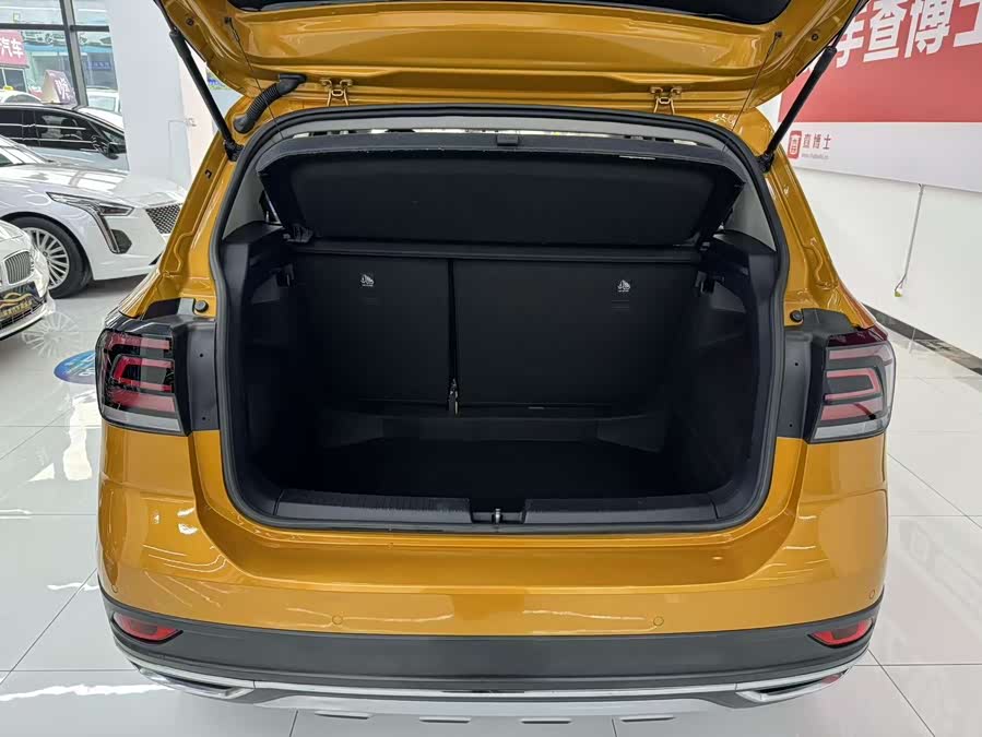 Volkswagen T-Cross 2020 car image #14