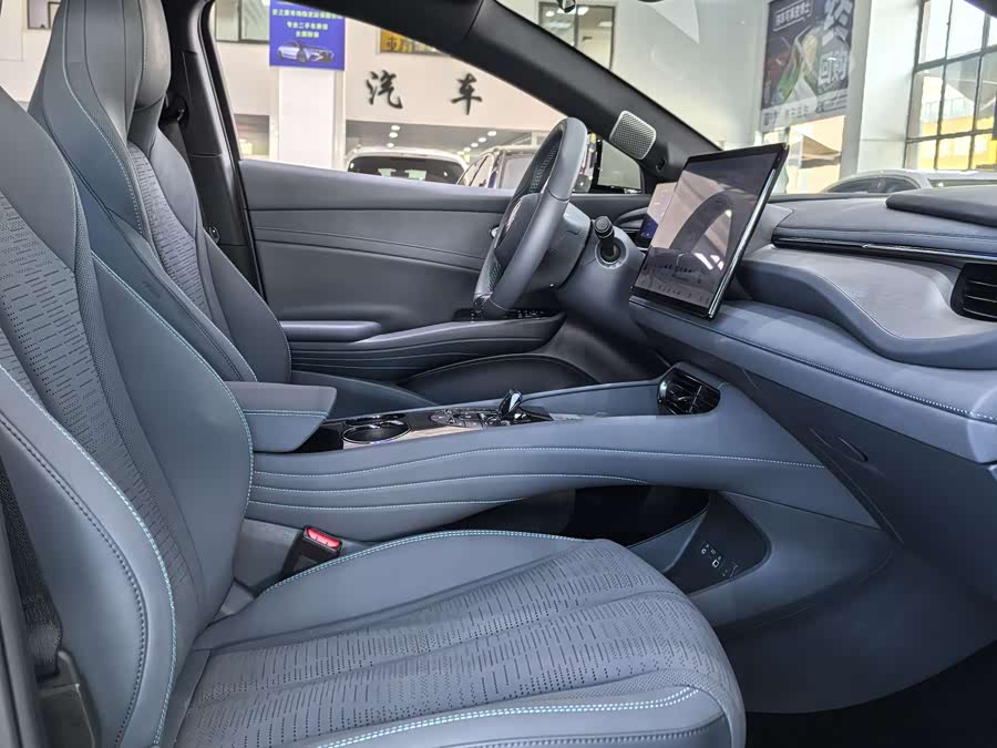 BYD Seal 06GT 2025 immagine di auto #14