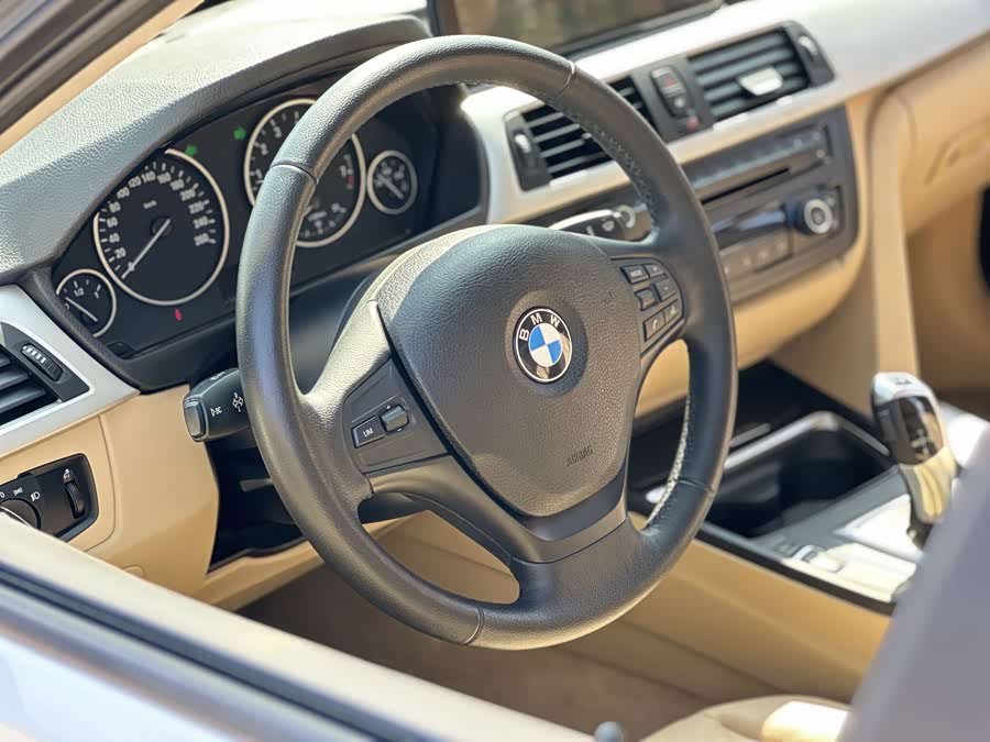 BMW 3 Series (Imported) 2012 immagine di auto #14