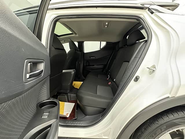 Toyota Izoa 2022 car image #14