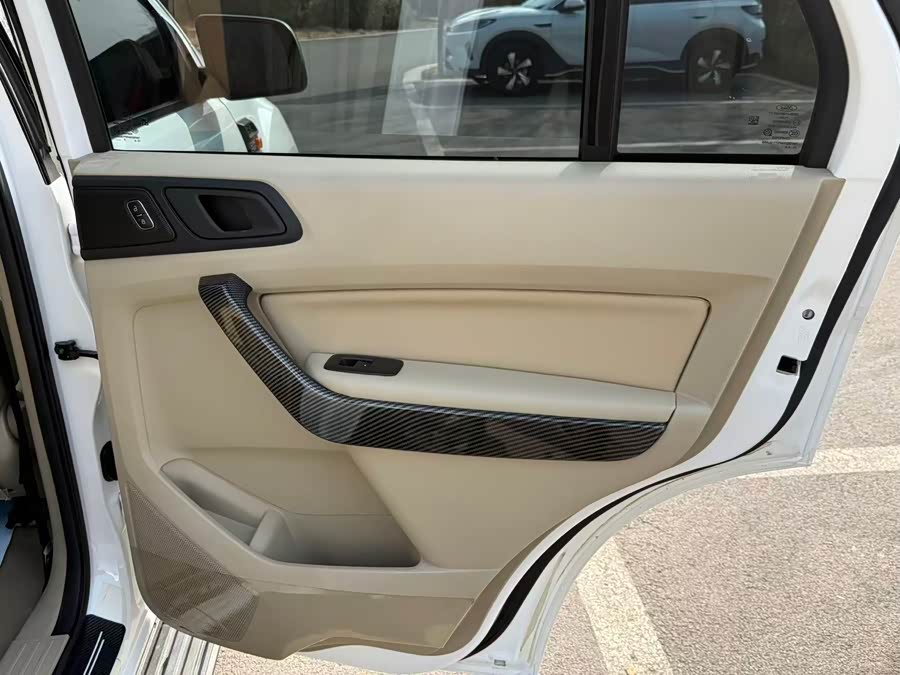 Ford Everest 2016 image de voiture #14