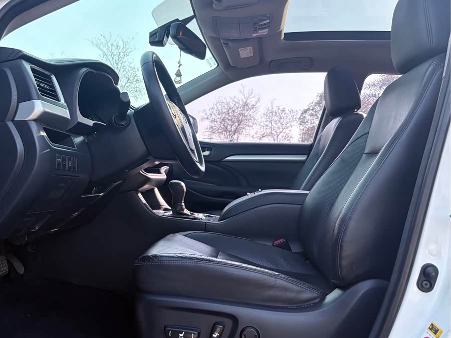 Toyota Highlander 2015 image de voiture #14