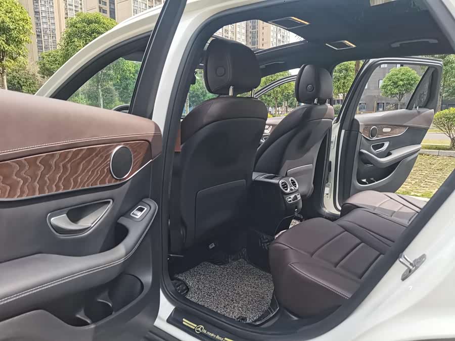 Mercedes-Benz GLC Class 2022 car image #14