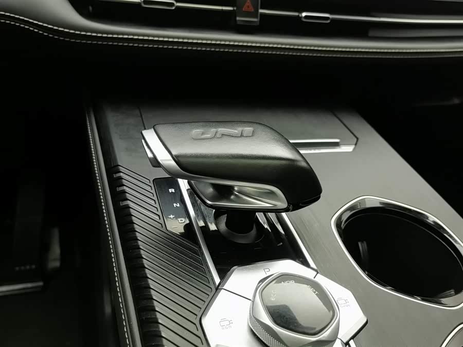 Changan UNI-K 2023 car image #14