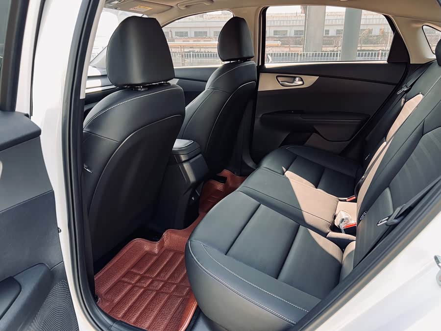 Kia K3 2026 изображение автомобиля #14