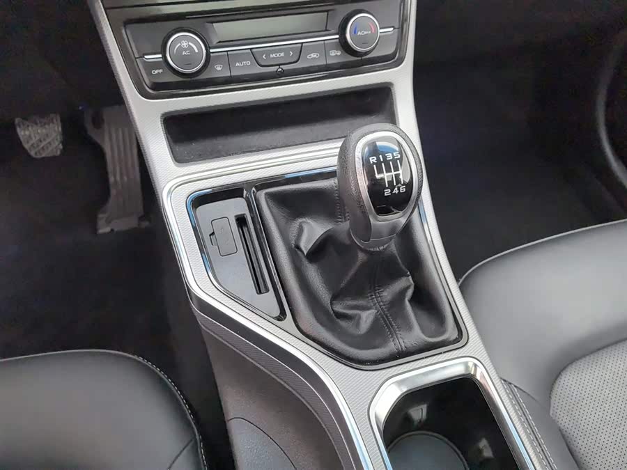 GEELY Emgrand GL 2018 car image #14