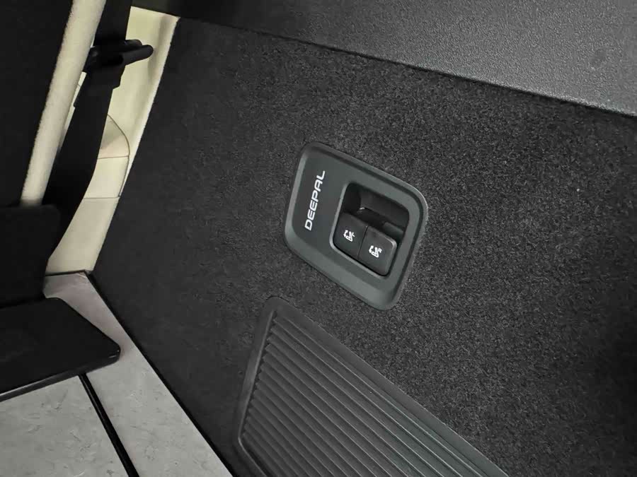 Deepal S09 2025 изображение автомобиля #14