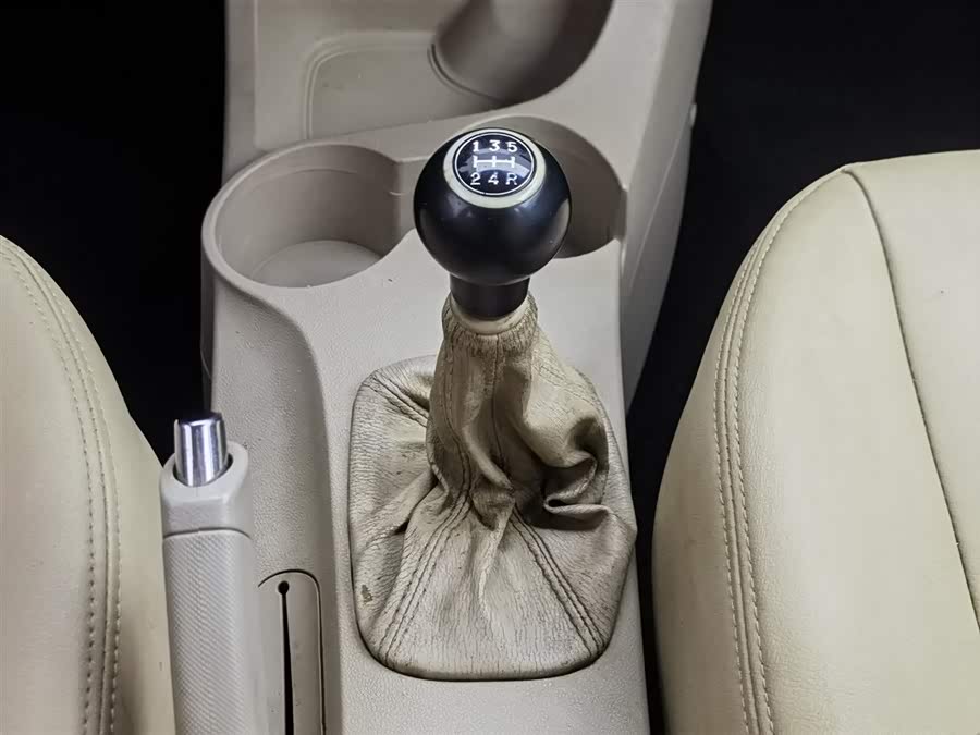 Kia Sportage 2015 immagine di auto #14