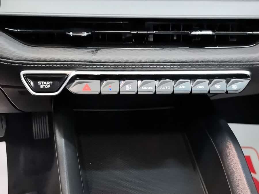 GEELY Binray 2026 #14 GEELY Binray 2026 car image #14