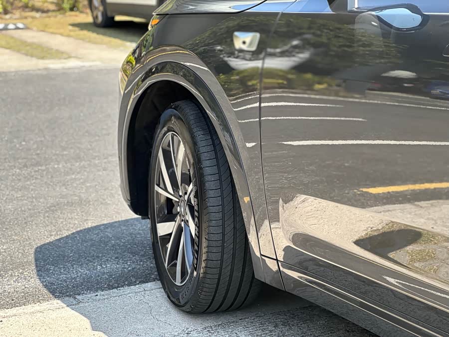 理想汽车 理想L7 2023 汽车图片 #14