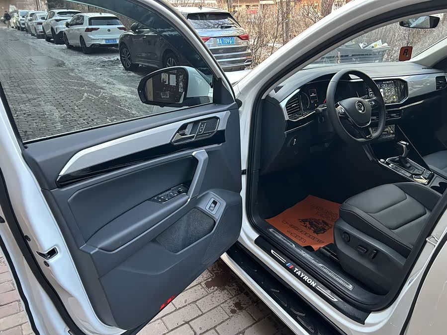 Volkswagen Tayron 2022 car image #14