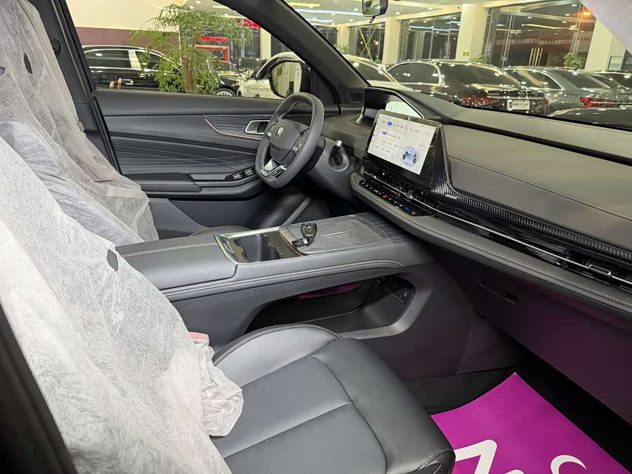 Changan CS55PLUS PHEV 2026 immagine di auto #14