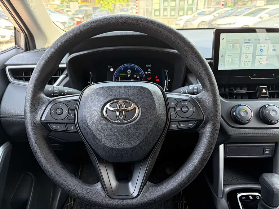 Toyota Corolla Cross 2023 immagine di auto #14