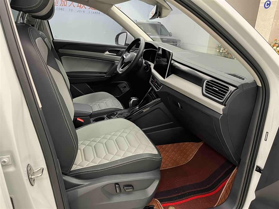 Volkswagen Tayron 2023 car image #14